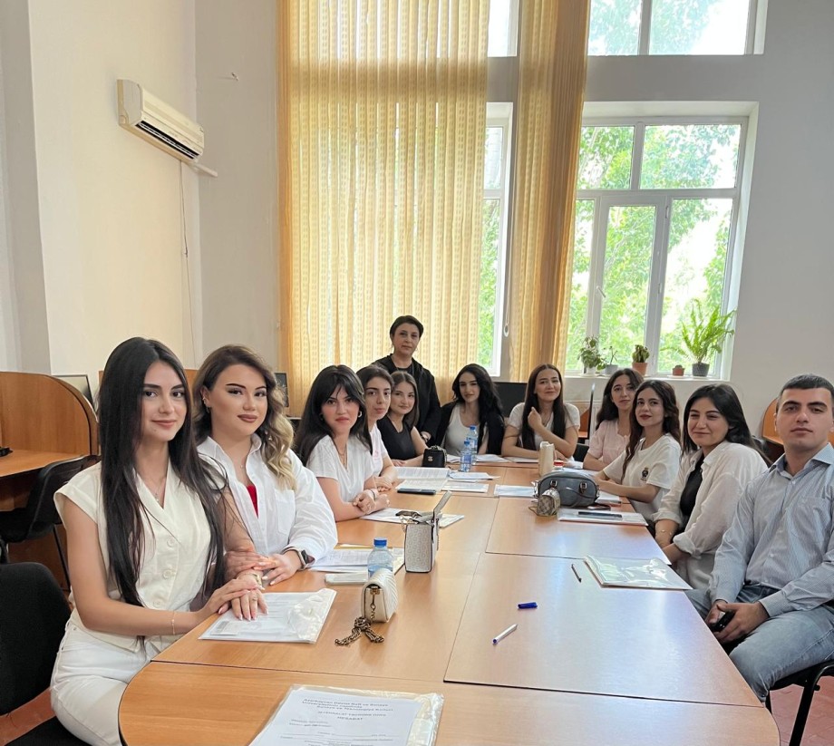 İstehsalat təcrübəsinin yekun hesabatları təqdim olundu