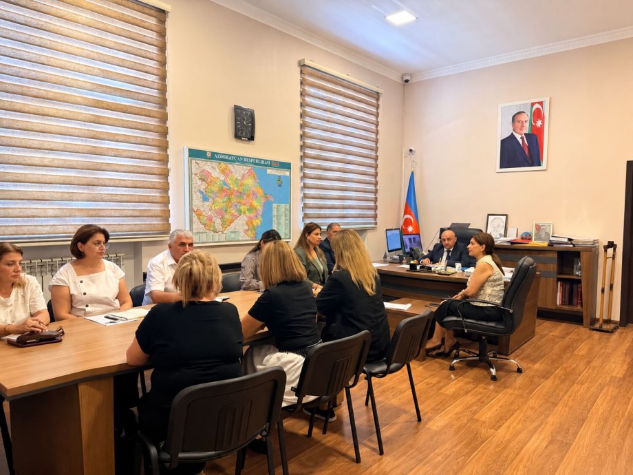 Sənaye və Texnologiya Kollecində Direktor yanında növbəti iclas keçirilib