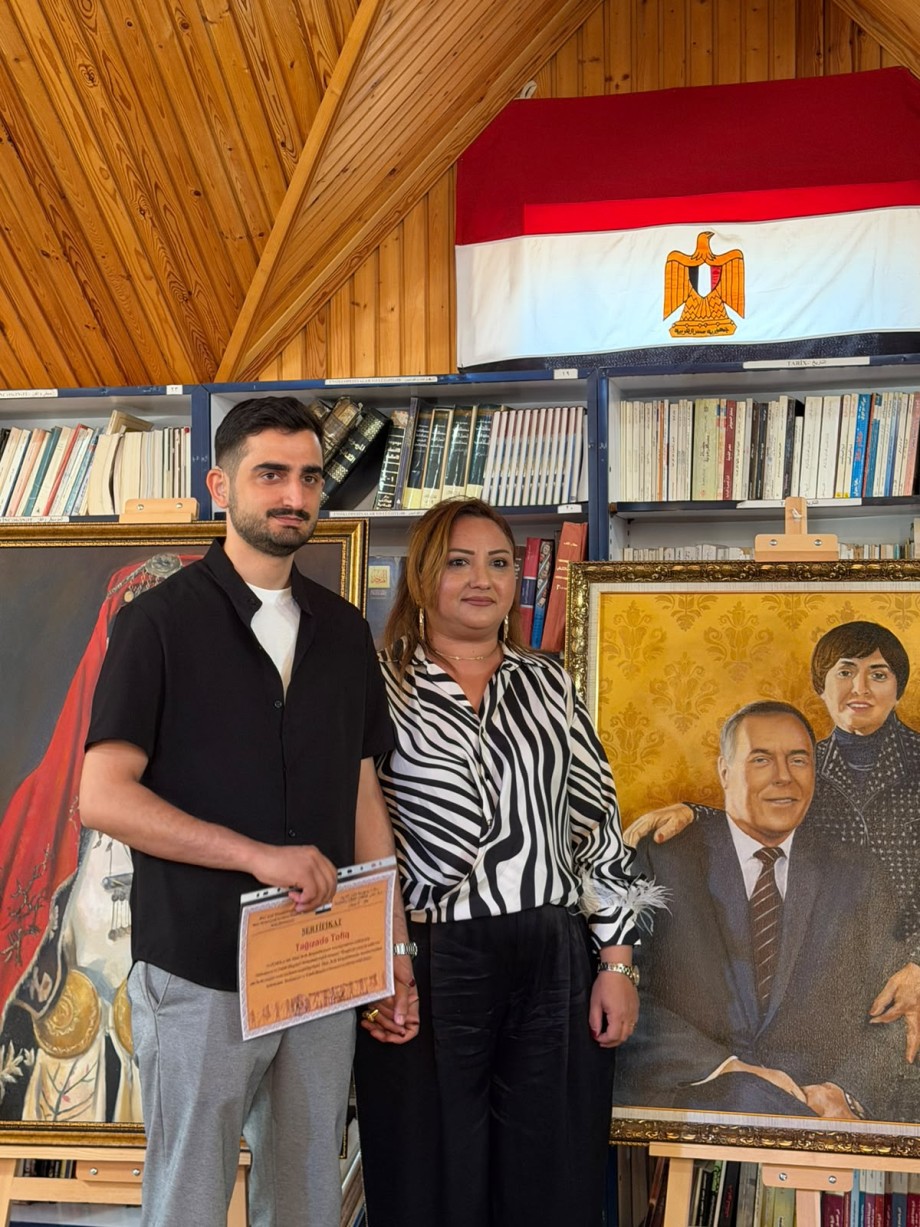 Kollecimizin məzunu Tofiq Tağızadənin “Səssizliyin səsi” adlı ilk fərdi rəsm sərgisi keçirilib